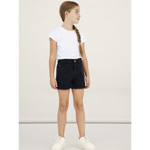 Jeansshort NAME IT. Katoen materiaal. Maten 13 jaar - 153 cm. Zwart kleur