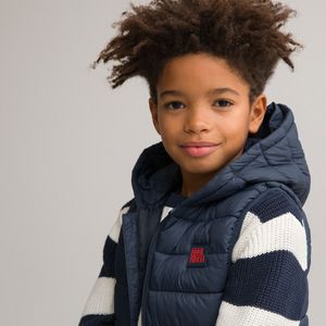 Lichte bodywarmer met kap LA REDOUTE COLLECTIONS. Polyester materiaal. Maten 5 jaar - 108 cm. Blauw kleur