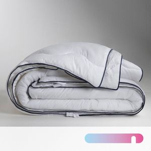 Dekbed speciaal winter, 400 g/m², hypoallergeen BULTEX.  materiaal. Maten 260 x 240 cm. Wit kleur