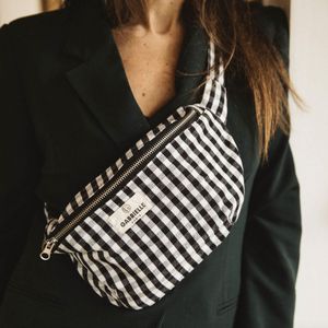 Stoffen heuptasje met ruitjes VICHY GABRIELLE PARIS.  materiaal. Maten één maat. Zwart kleur