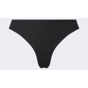 String met label vooraan CALVIN KLEIN UNDERWEAR. Polyamide materiaal. Maten M. Zwart kleur