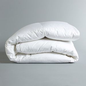 Dekbed in 90% ganzendons, 280g/m², Miglio AM.PM.  materiaal. Maten 200 x 200 cm. Wit kleur