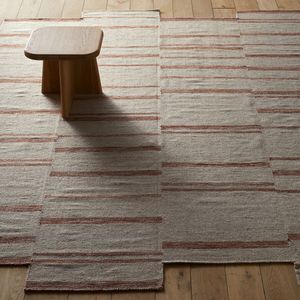 XL tapijt in wol, handgeweven, Abriel AM.PM. Viscose materiaal. Maten 240 x 330 cm. Beige kleur