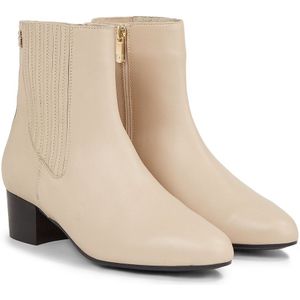Bottines in leer Essential. TOMMY HILFIGER. Leer materiaal. Maten 37. Beige kleur