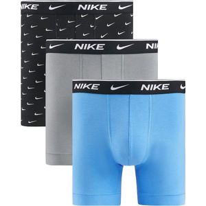 Set van 3 lange boxershorts everyday, stretch katoen NIKE. Katoen materiaal. Maten XL. Grijs kleur