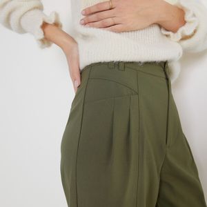 Rechte broek LA REDOUTE COLLECTIONS. Polyester materiaal. Maten 42 FR - 40 EU. Groen kleur