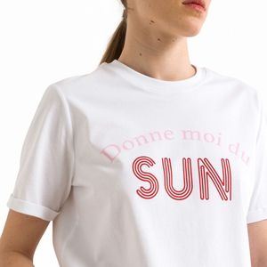 T-shirt met korte mouwen, motief vooraan PIECES. Katoen materiaal. Maten XS. Wit kleur