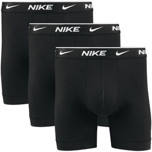 Set van 3 lange boxershorts everyday, stretch katoen NIKE. Katoen materiaal. Maten L. Zwart kleur