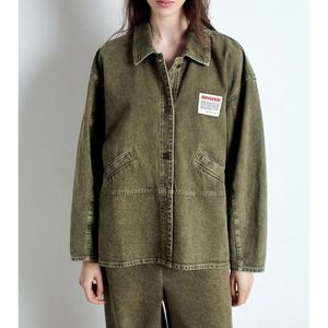 Losvallen denimjasje met knopen, UZATOWN AMERICAN VINTAGE. Katoen materiaal. Maten XS/S. Groen kleur