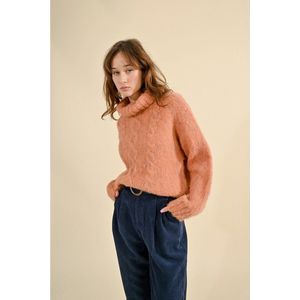 Trui met kabelmotief in grof tricot MOLLY BRACKEN. Nylon/polyamide materiaal. Maten XL. Oranje kleur
