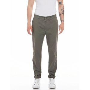 Chino slim Brad REPLAY. Katoen materiaal. Maten 29 (US) - 42/44 (EU). Groen kleur