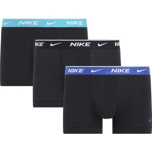 Set van 3 effen boxershorts Signature NIKE. Katoen materiaal. Maten XL. Zwart kleur