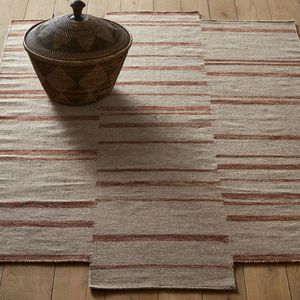 Handgeweven tapijt, Abriel AM.PM. Wol materiaal. Maten 160 x 230 cm. Beige kleur