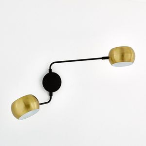 Dubbele wandlamp in zwart ijzer en messing, Elori LA REDOUTE INTERIEURS. Metaal materiaal. Maten één maat. Zwart kleur