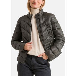 Korte donsjas met opstaande kraag VERO MODA. Polyamide materiaal. Maten S. Groen kleur