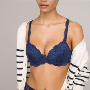 Push-up BH in kant Anthea ANNE WEYBURN. Kant materiaal. Maten 95D FR - 80D EU. Blauw kleur