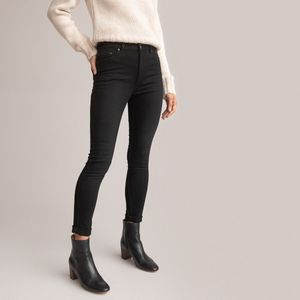 Skinny jeans in bio katoen LA REDOUTE COLLECTIONS. Denim materiaal. Maten 36 FR - 34 EU. Zwart kleur