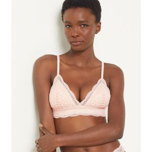 Triangel BH zonder beugels ETAM. Kant materiaal. Maten 85A FR - 70A EU. Roze kleur