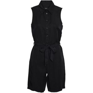 Korte jumpsuit, te strikken VERO MODA. Tencel/lyocell materiaal. Maten XS. Zwart kleur