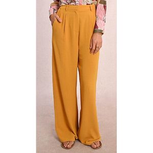 Wijde broek MOLLY BRACKEN. Polyester materiaal. Maten XL. Geel kleur