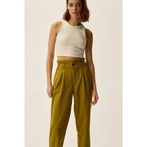 Wortelbroek SANTINO DES PETITS HAUTS. Tencel/lyocell materiaal. Maten 36 FR - 34 EU. Groen kleur