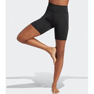 Short voor yoga All Me Essentials 7-Inch adidas Performance. Polyester materiaal. Maten M. Zwart kleur