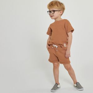 Ensemble T-shirt met korte mouwen en short LA REDOUTE COLLECTIONS. Katoen materiaal. Maten 5 jaar - 108 cm. Kastanje kleur