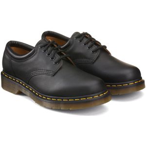 Derbiy's 8053 in nappa leer DR. MARTENS. Leer materiaal. Maten 43. Zwart kleur