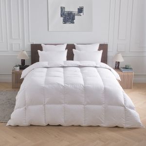 Synthetisch dekbed, anti-mijt 280 g/m² Moscova DROUAULT.  materiaal. Maten 260 x 240 cm. Wit kleur