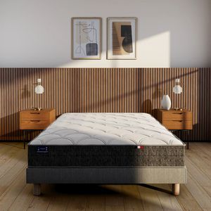 Koudschuim matras 35kg/m² half-stevig LA REDOUTE INTERIEURS.  materiaal. Maten 140 x 190 cm. Wit kleur