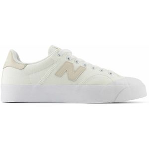 Sneakers BB100 NEW BALANCE. Polyester materiaal. Maten 37. Wit kleur