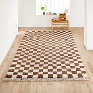 Dambord tapijt XL, Danito LA REDOUTE INTERIEURS. Polypropyleen materiaal. Maten 240 x 330 cm. Kastanje kleur