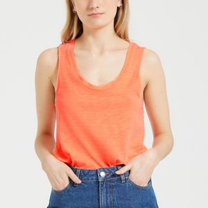 Tanktop met U-hals JACKSONVILLE AMERICAN VINTAGE. Katoen materiaal. Maten M. Oranje kleur