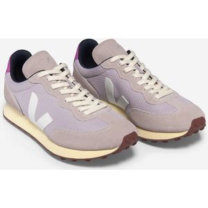 Sneakers Rio Branco VEJA. Polyester materiaal. Maten 39. Roze kleur
