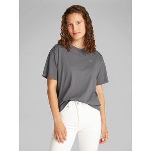 T-shirt met korte mouwen en wijde snit, logo op de borst CALVIN KLEIN JEANS. Katoen materiaal. Maten M. Grijs kleur