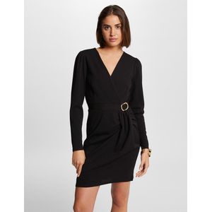 Aansluitende korte jurk, gedrapeerd effect MORGAN. Polyester materiaal. Maten 40 FR - 38 EU. Zwart kleur