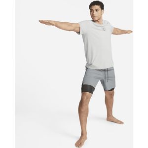 Nike Unlimited multifunctionele 2-in-1 herenshorts met Dri-FIT (18 cm) - Grijs