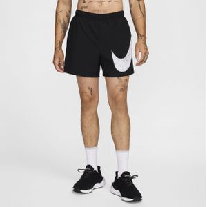 Nike Challenger Swoosh Dri-FIT hardloopshorts voor heren (13 cm) - Zwart