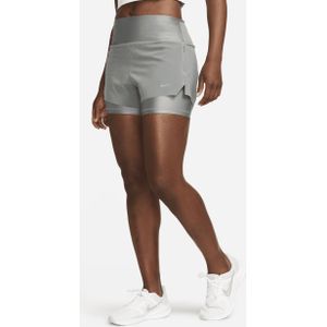 Nike Dri-FIT Swift 2-in-1 hardloopshorts met halfhoge taille en zakken voor dames (8 cm) - Oranje
