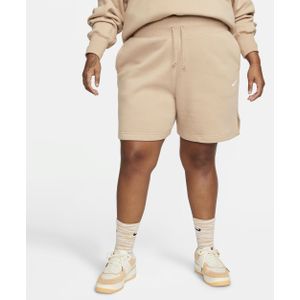 Nike Sportswear Phoenix Fleece Damesshorts met hoge taille en ruimvallende pasvorm (Plus Size) - Bruin