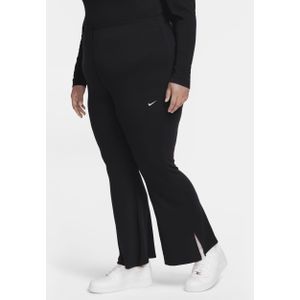 Nike Sportswear Chill Knit strakke legging met wijd uitlopende pijpen en mini-rib voor dames (Plus Size) - Zwart