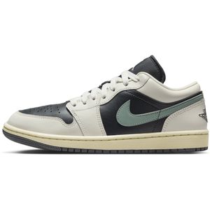 Air Jordan 1 Low damesschoenen - Grijs