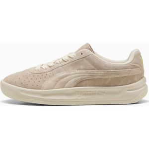 PUMA Ferrari GV Special Desert sneakers voor Dames, Putty-Alpine Snow