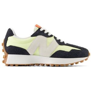 New Balance Dames 327 in Zwart, Suede/Mesh, Maat 37.5