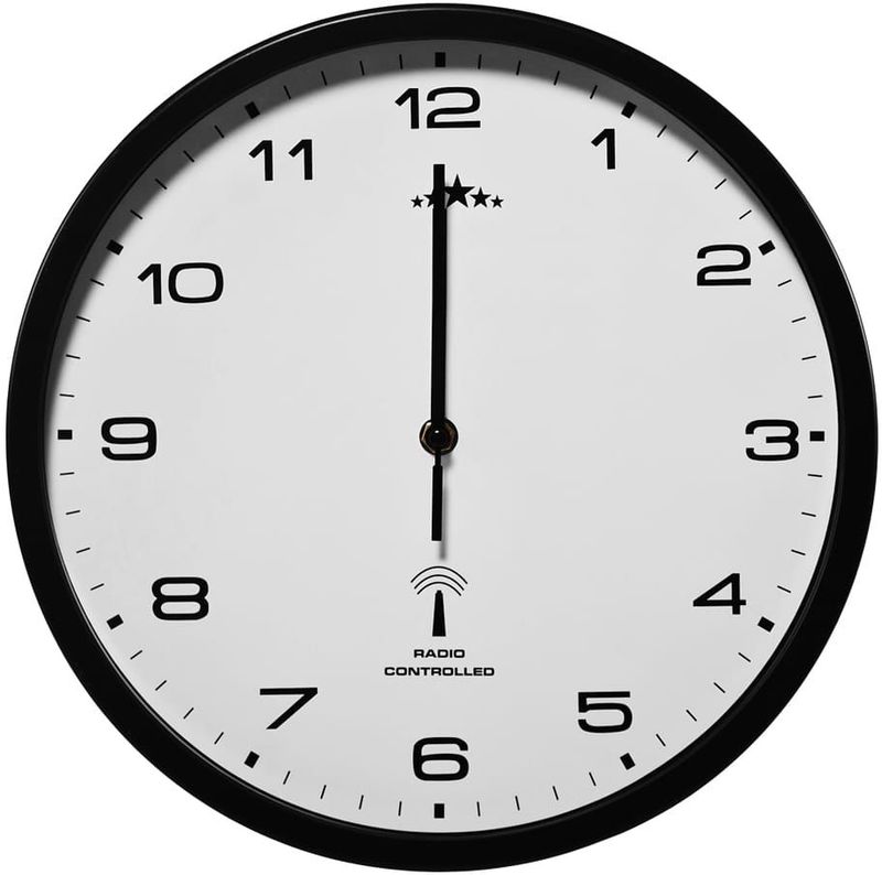 Funkwanduhr Schwarz Ø31cm