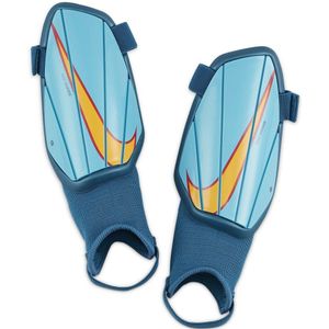 Nike Charge Football Shin Guard Chlorine