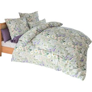 Bedtextiel in resedagroen geprint