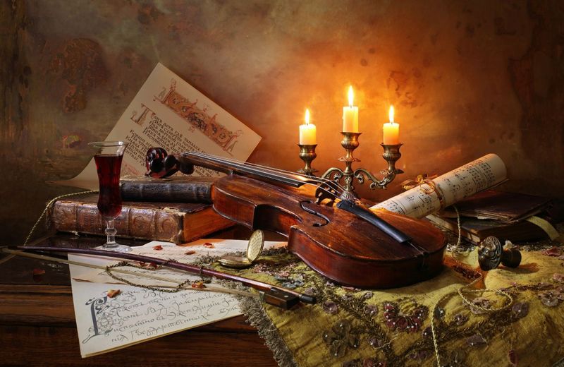 Papermoon Fototapete "Photo-Art ANDREY MOROZOV, STILLLEBEN MIT VIOLINE UND KERZEN"