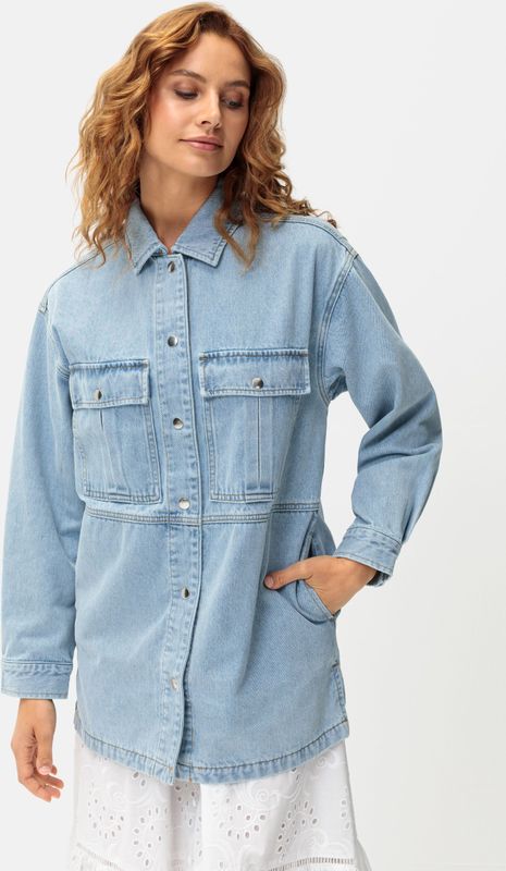 LASCANA Jeansjacke, mit seitlichen Schlitzen
