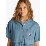 Tommy Jeans Jeanskleid "TJW LT DENIM DRESS EXT", in Mini-Länge, mit Logostickerei, in blauer Waschung